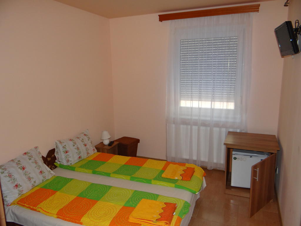 Marinica Apartman Hajduszoboszlo Exterior photo
